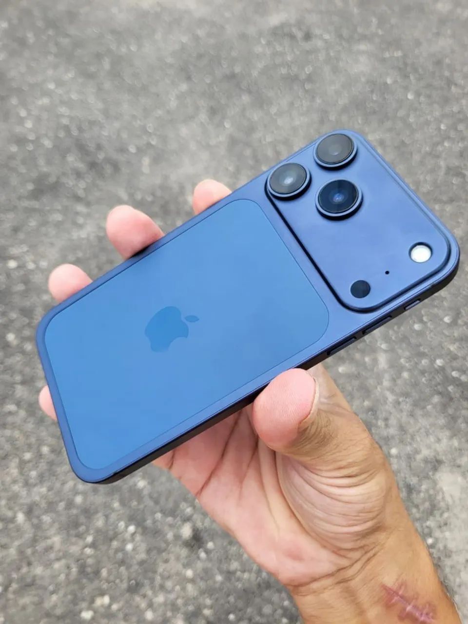 IPHONE XR -> 18PRO azul - Foto 5