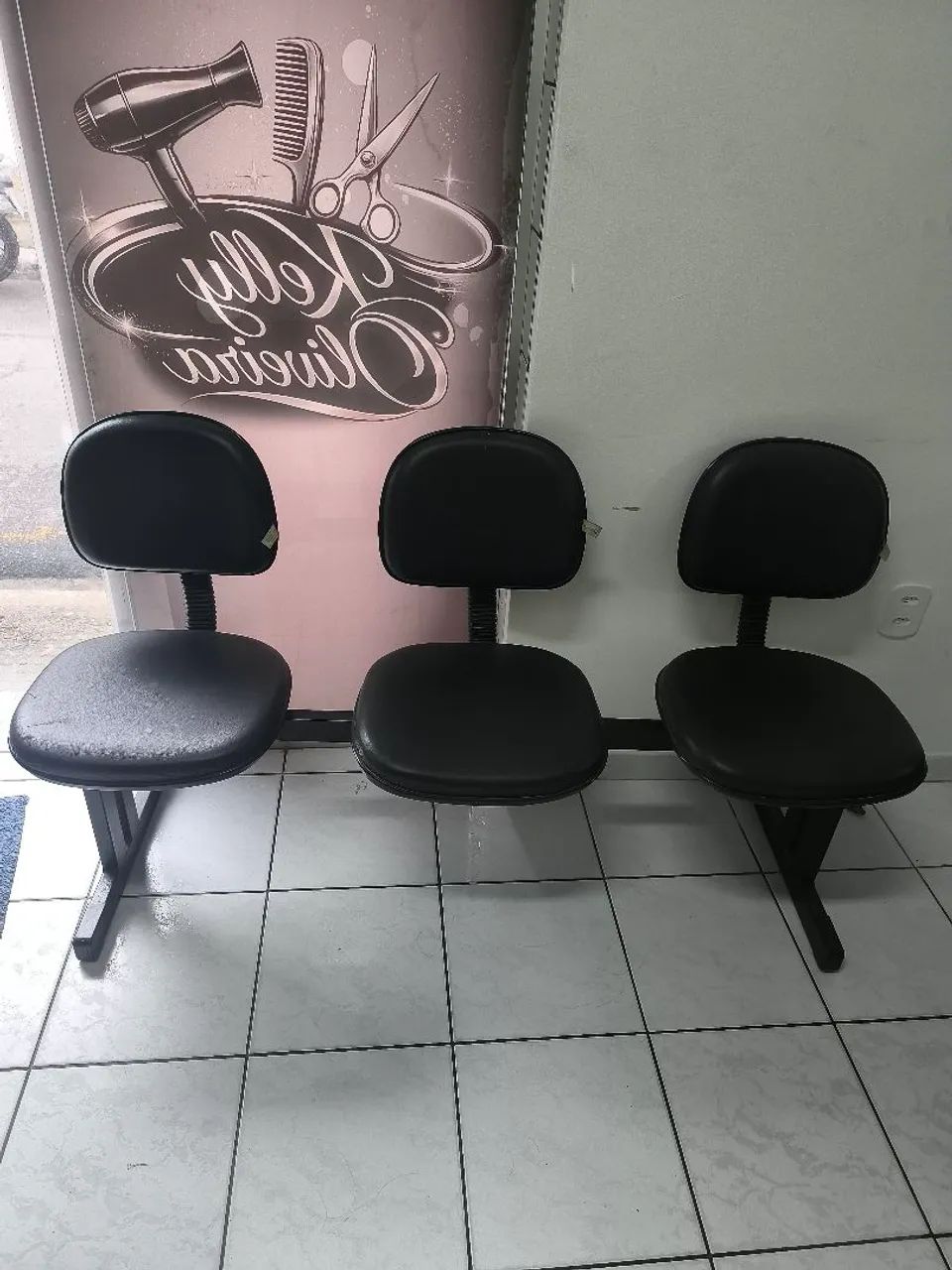 banco de 3 cadeiras - Foto 2