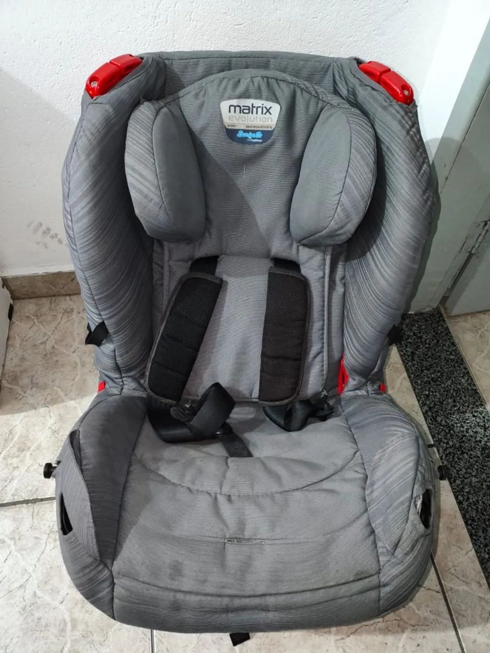 Vendo bebê conforto de 0/25kl - Foto 2