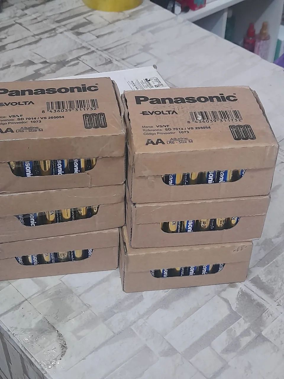 Pilhas Panasonic alcalinas não carregave1.5v lr6 Preço 60,00 a caixa com 48 unidades  - Foto 3