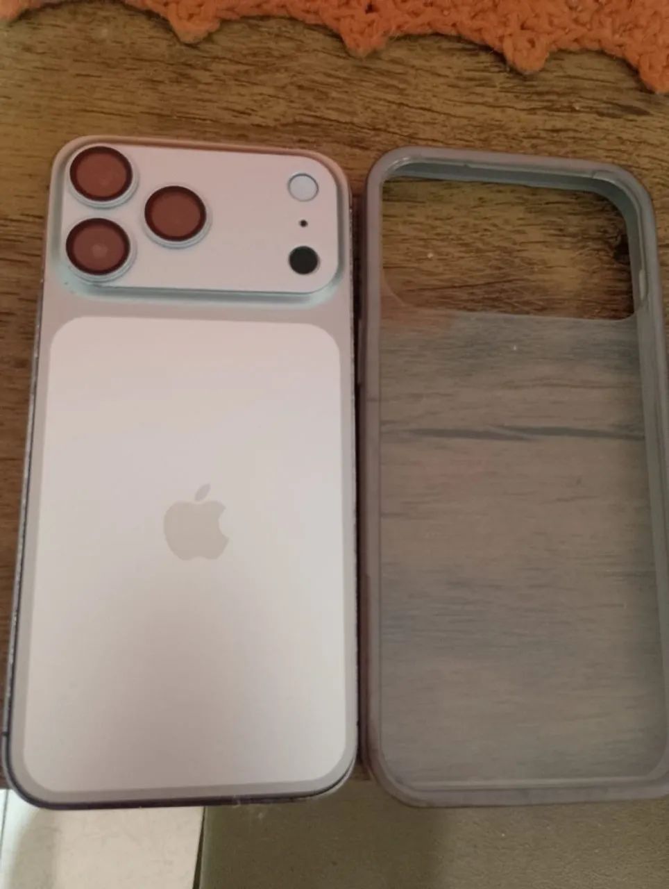 iPhone 14 Pro Max 128GB com traseira 17 pro Max (SO VENDA) - Foto 2
