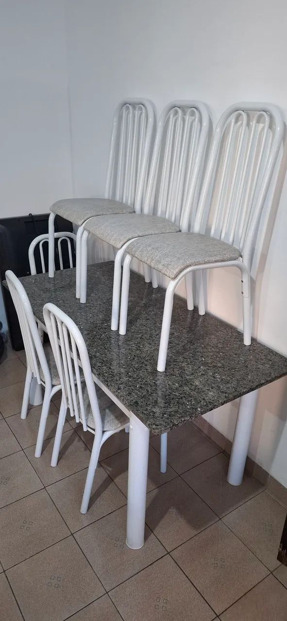 Mesa marmore com 6 cadeiras  - Foto 3