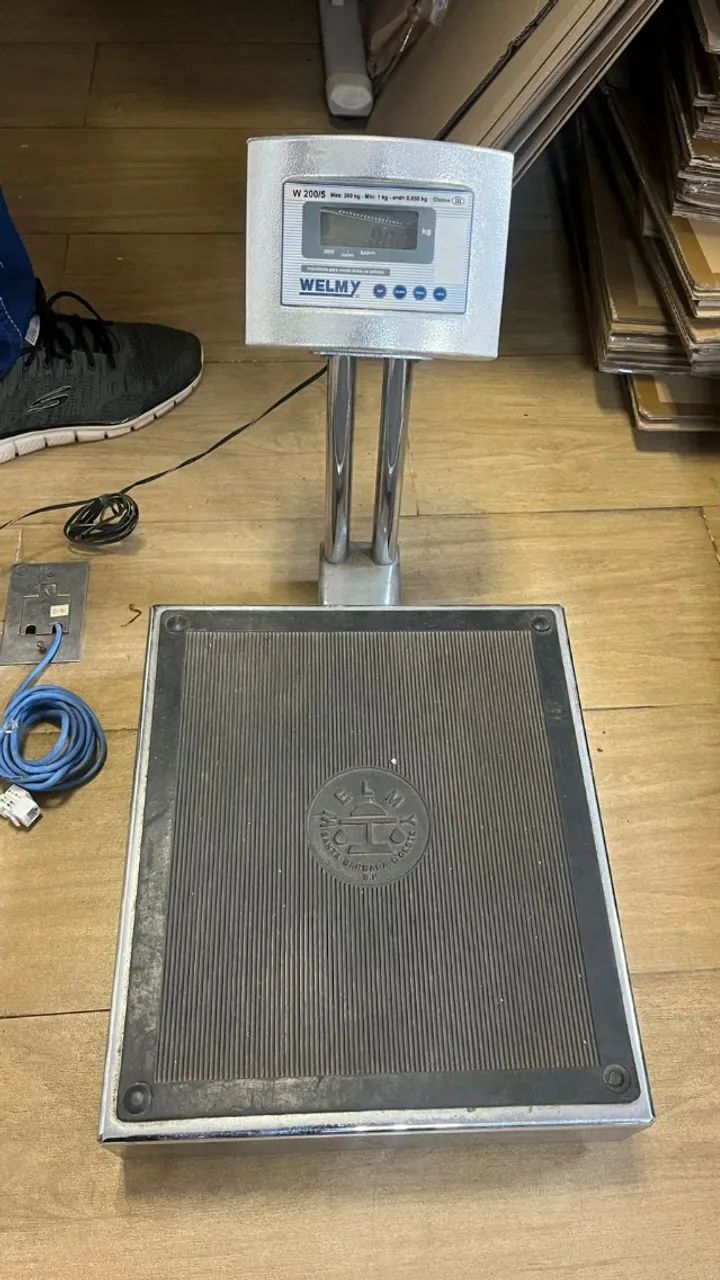 Balança Portátil Profissional 200kg/1kg W200/5 Welmy 