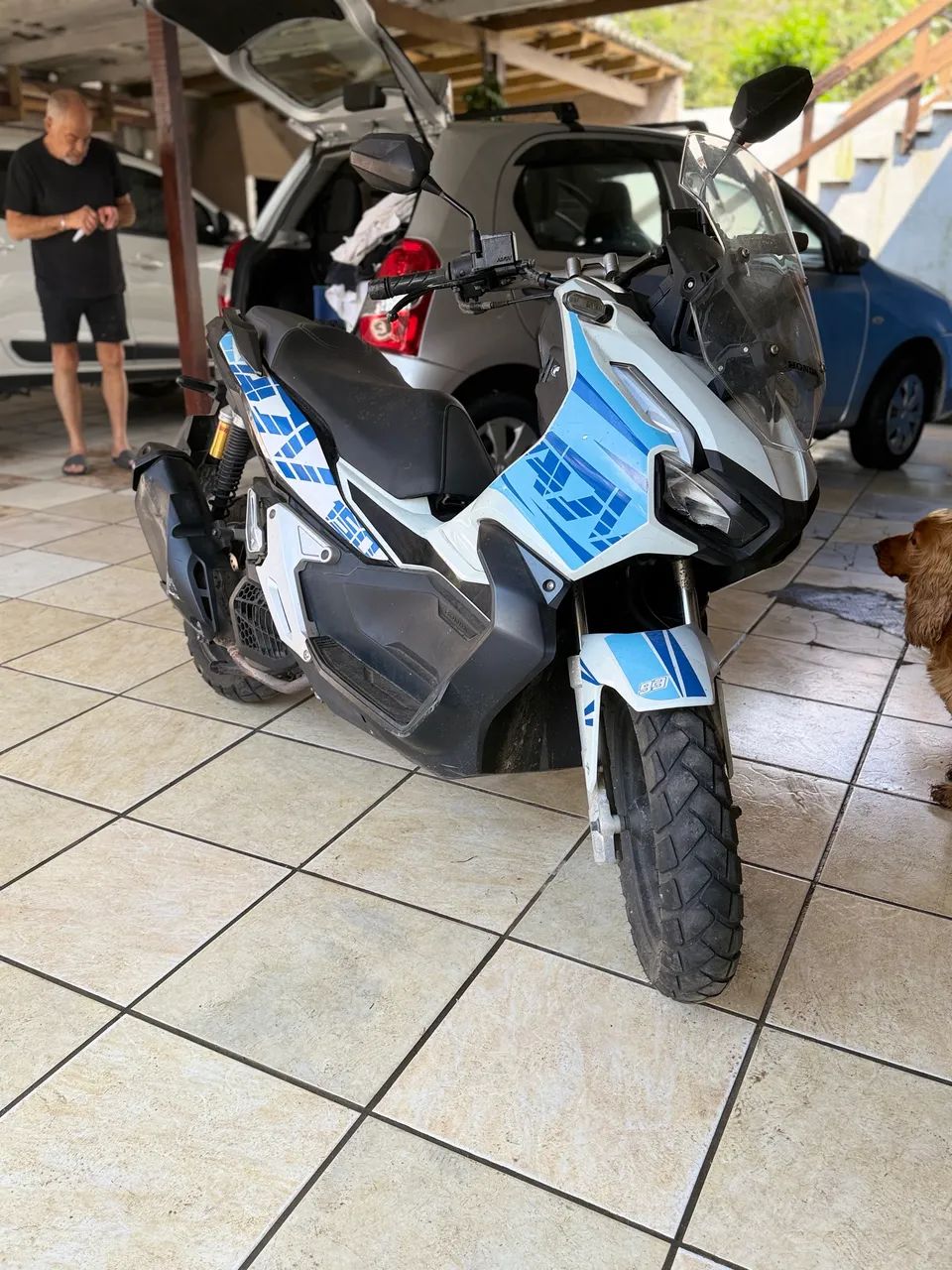 Adv 150 moto  - Foto 3
