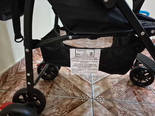 Carrinho de bebê Trixx (semi novo) ACOMPANHA CAIXA E MANUAL - Foto 6