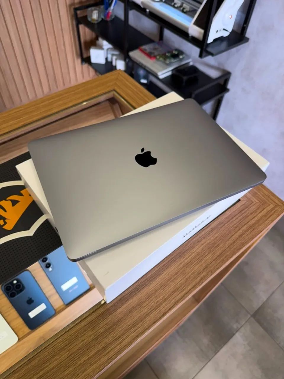 MacBook Air M1 8/256gb 91% Com caixa (Anápolis)