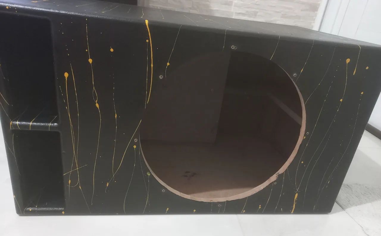Caixa para subwoofer de 15"