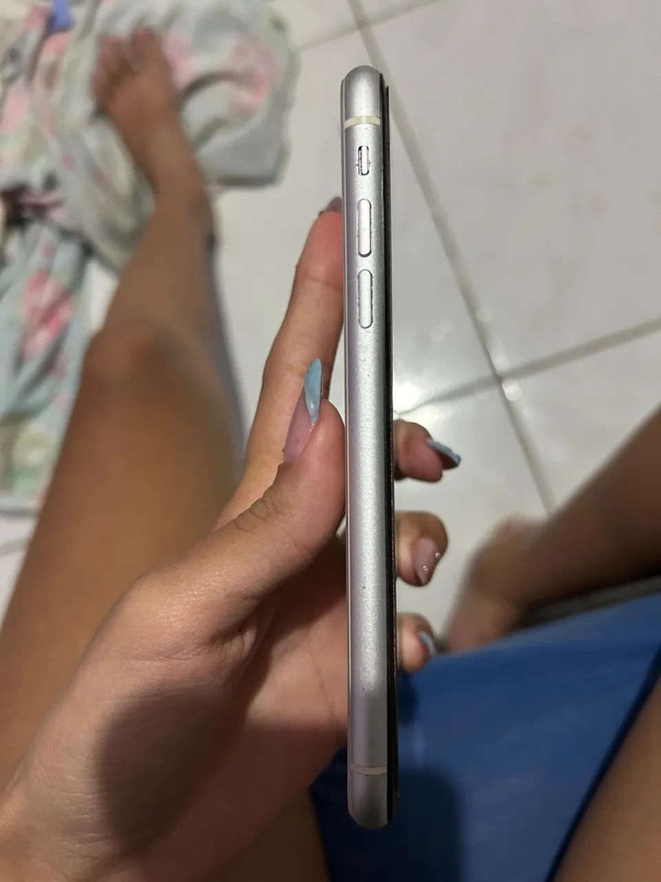 IPHONE 11-branco normal 128GB - Foto 3