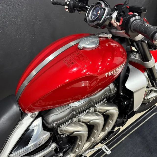 Triumph Rocket III R - 2021 - Foto 5