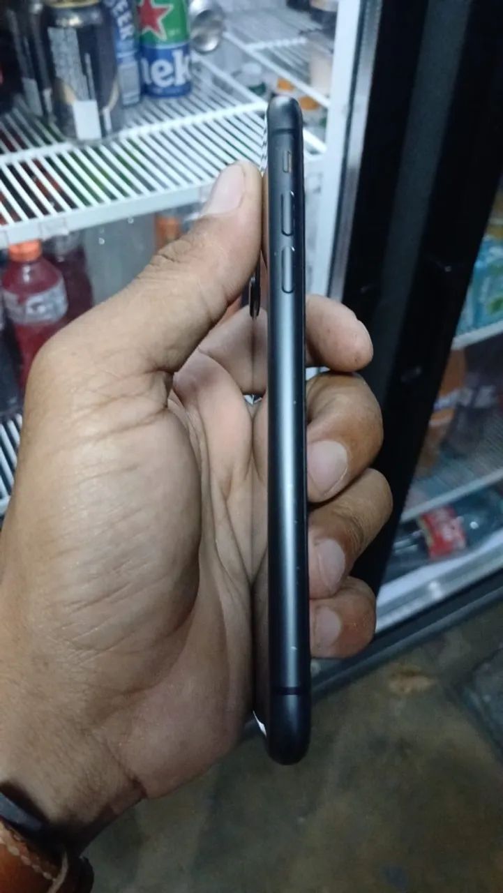 iPhone 11 com nota fiscal 128GB memória - Foto 4