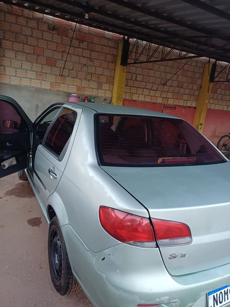 Fiat Siena EL 1.0 MPI Fire Flex 8V 4P 2010 - Foto 3