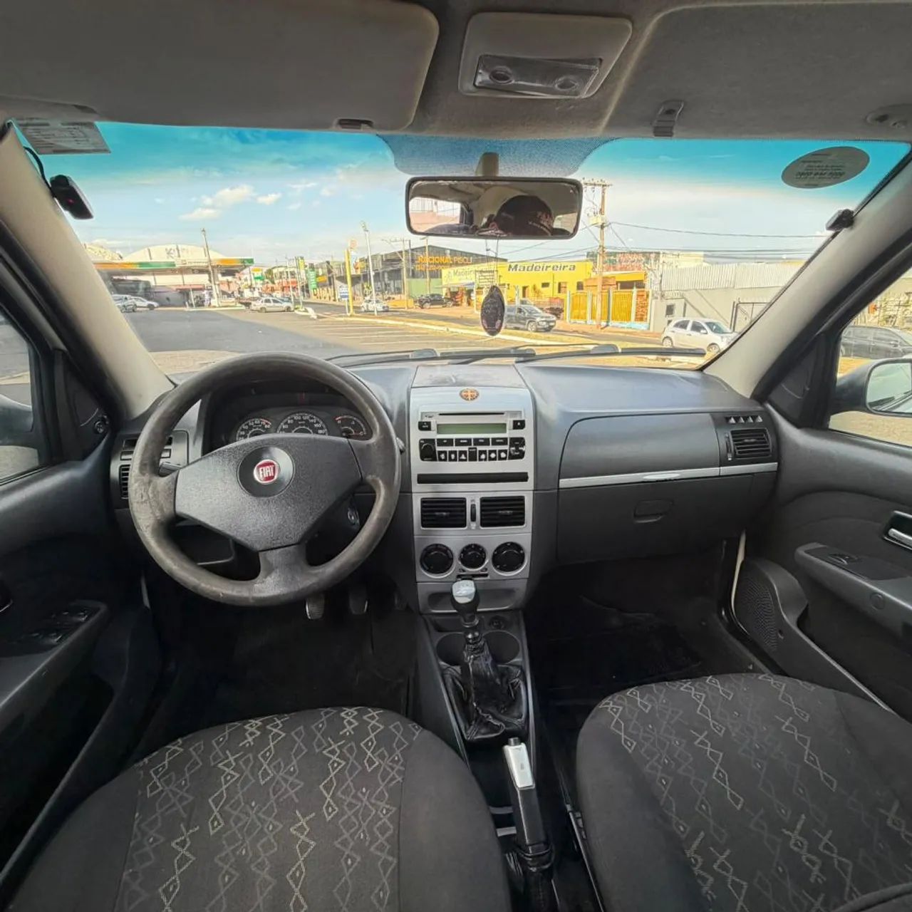 Fiat Palio Week. Attractive 1.4 Fire Flex 8V 2010 - Foto 5