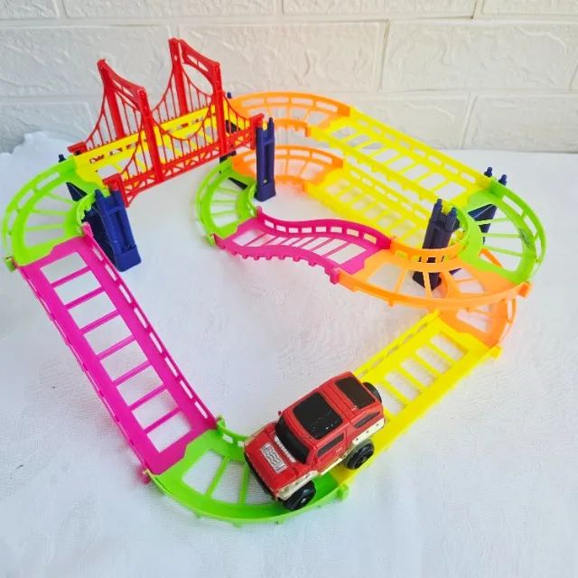 pista montar radical carrinho automático 25 peças - Foto 5