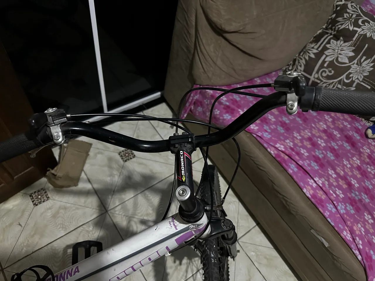 Bicicleta MTB Aro 26 com Suspensão - Foto 2