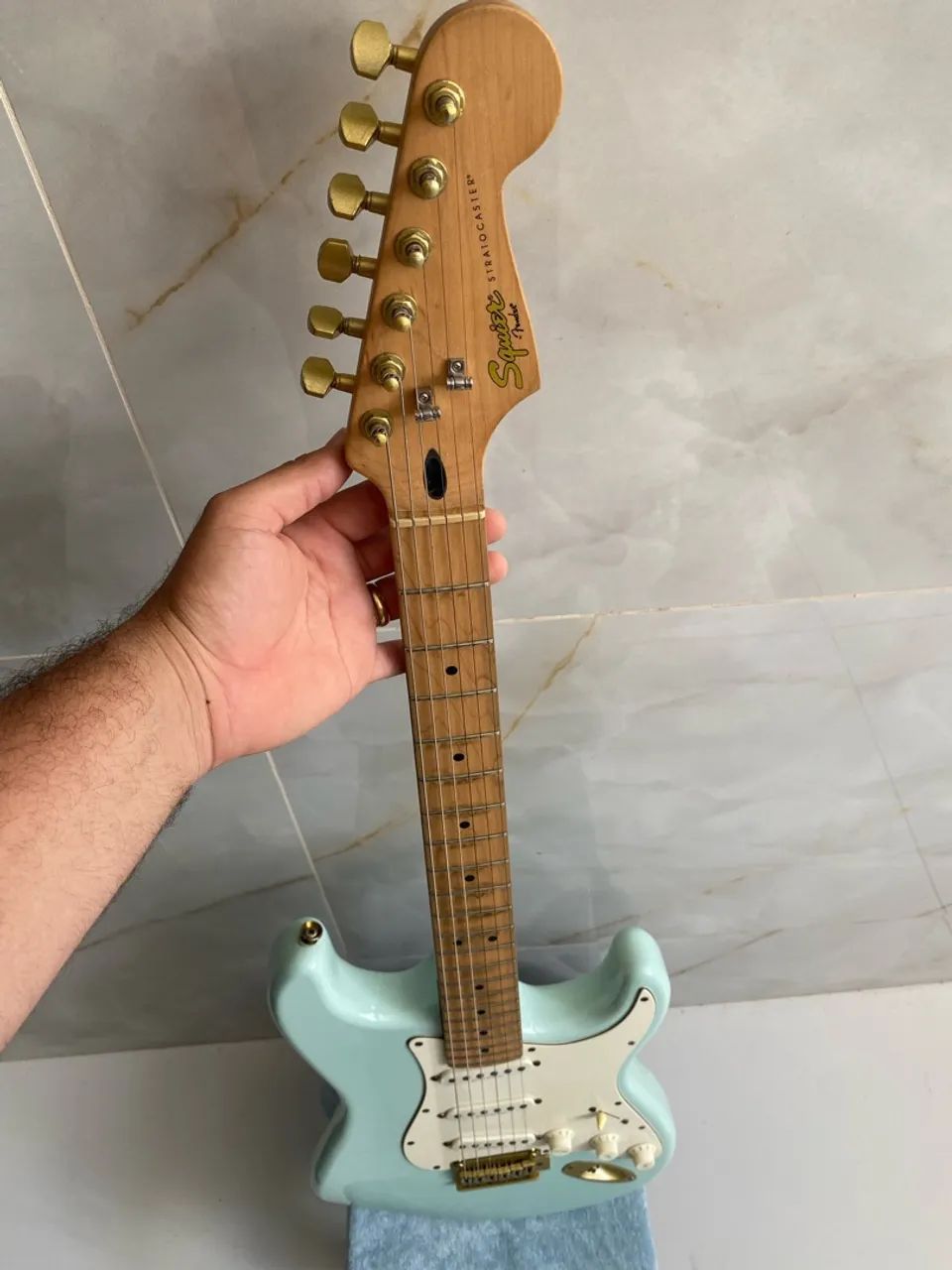 Guitarra Squier Deluxe by fender - Foto 3