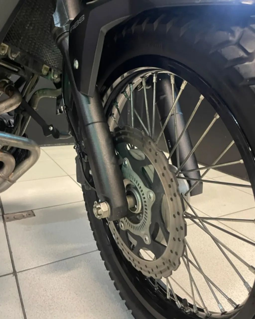 KAWASAKI VERSYS-X 300 2025 - Foto 3