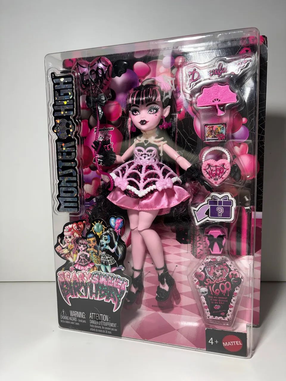 BONECA MONSTER HIGH DRACULAURA SCARY SWEET BIRTHDAY - Hobbies e