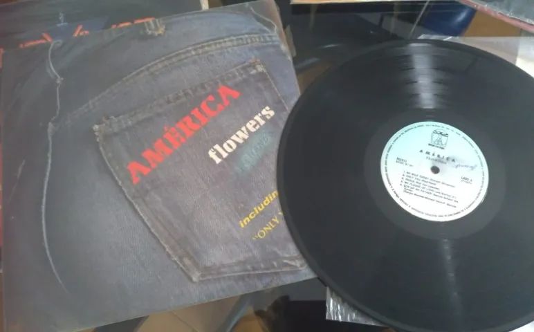 Discos de vinil Box com 2 álbuns - Rock internacional - Santana e America