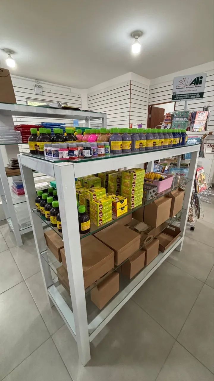 Prateleiras para loja 