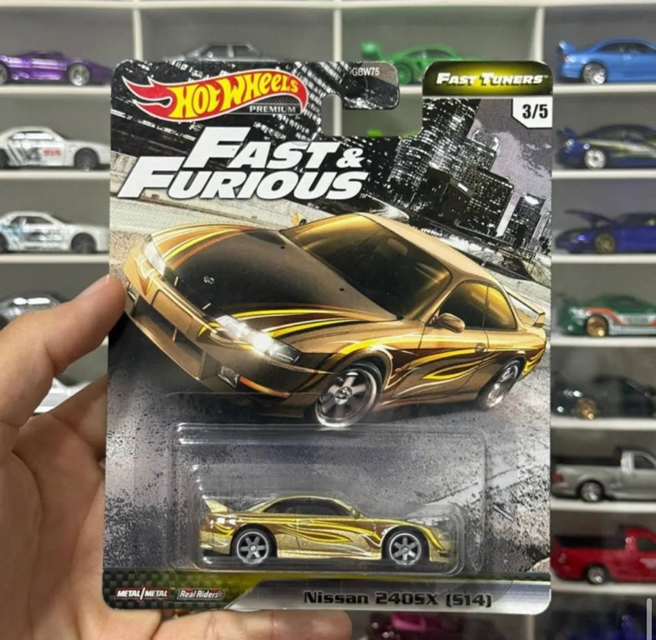 Chase) Hot Wheels Premium Nissan Skyline GT-R V-Spec II (BNR34