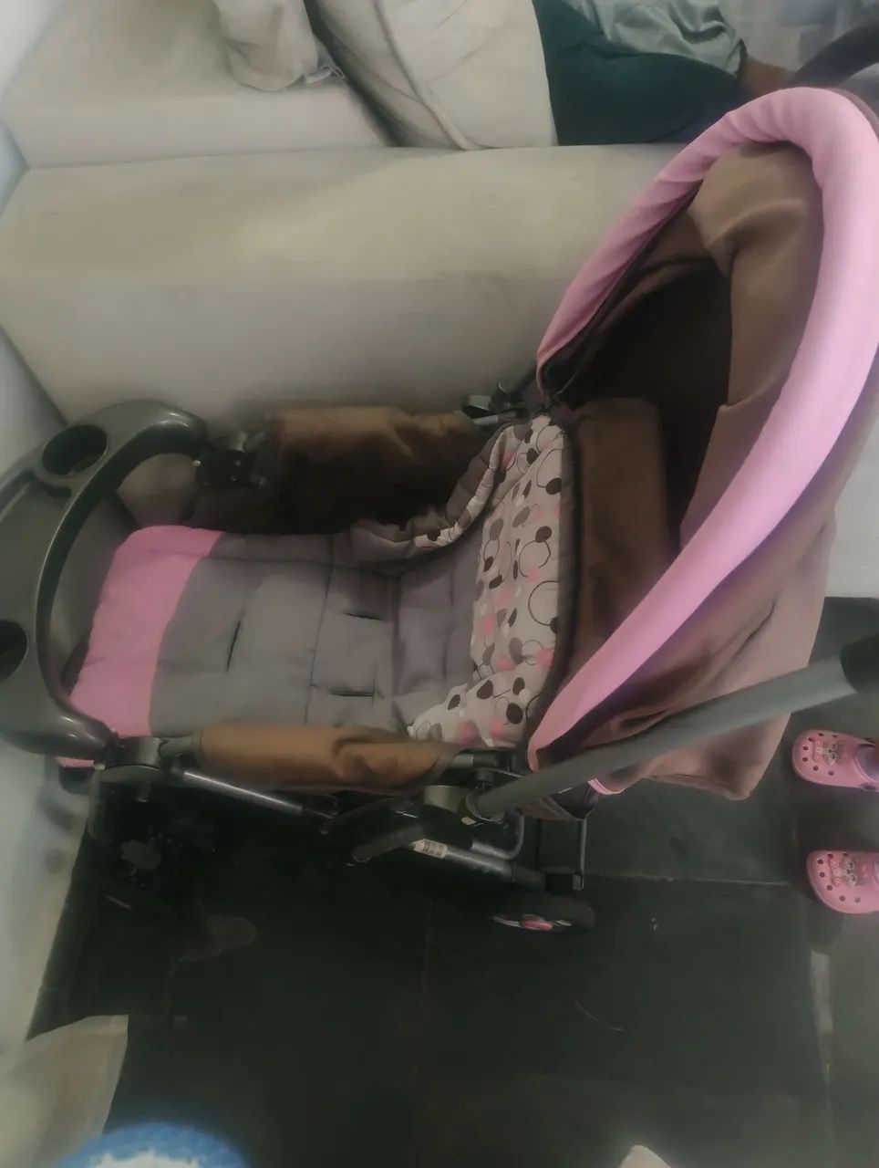 Carrinho e bebê conforto 