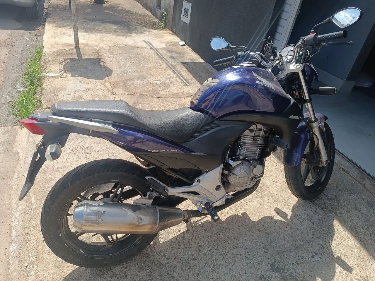 Vende Cb- 300  - Foto 2