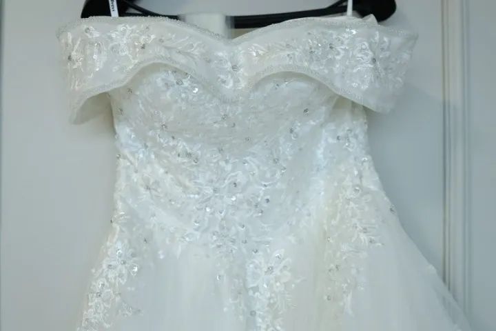 VESTIDO DE NOIVA BORDADO - FESTA DE CASAMENTO - Foto 5