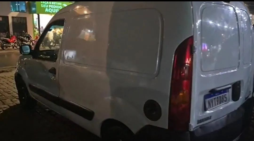 Renault Kangoo KANGOO EXPRESS HI-FLEX 1.6 16V 2011