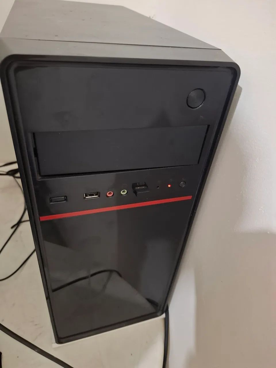 Vendo pc gamer core i3 de 9 com tv de 32 polegadas  - Foto 3