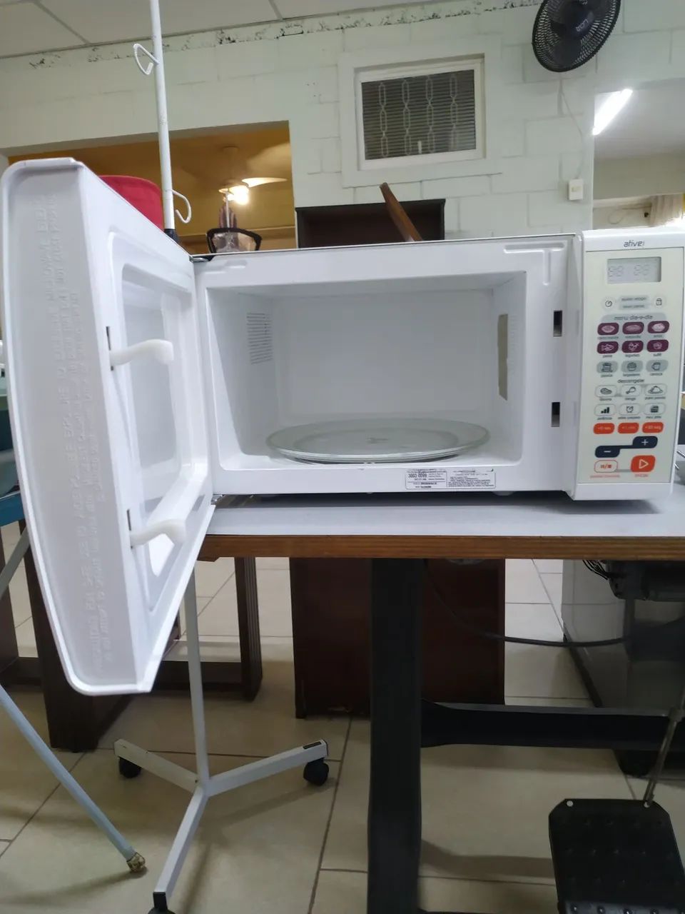 Microondas Brastemp 30l - Foto 2