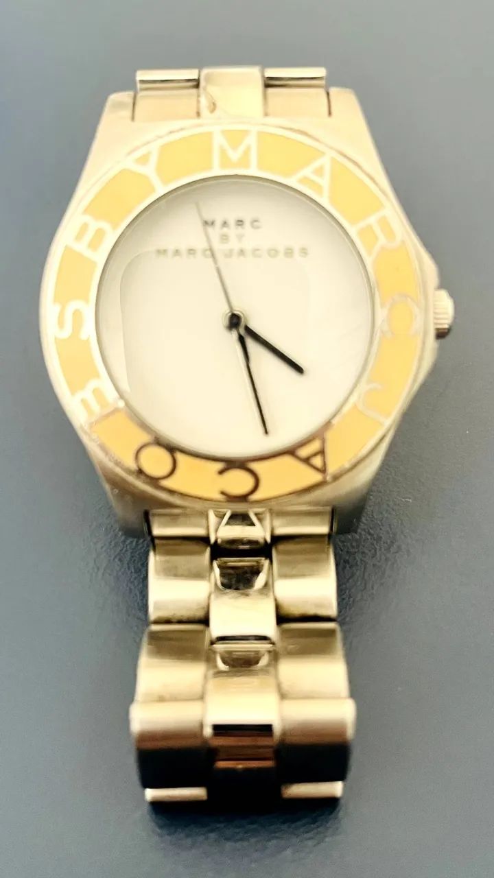 Relógio feminino Marc Jacobs (usado)