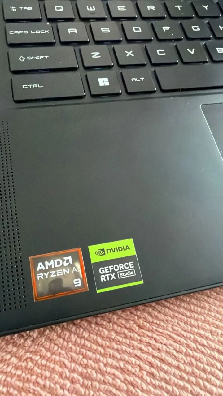 Notebook Gamer MSI Stealth A16 AI+ - Foto 3