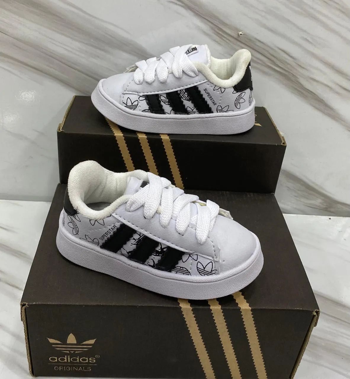 Tênis adidas infantil 