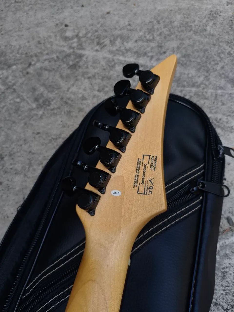 Guitarra 7 Cordas Waldman  - Foto 5