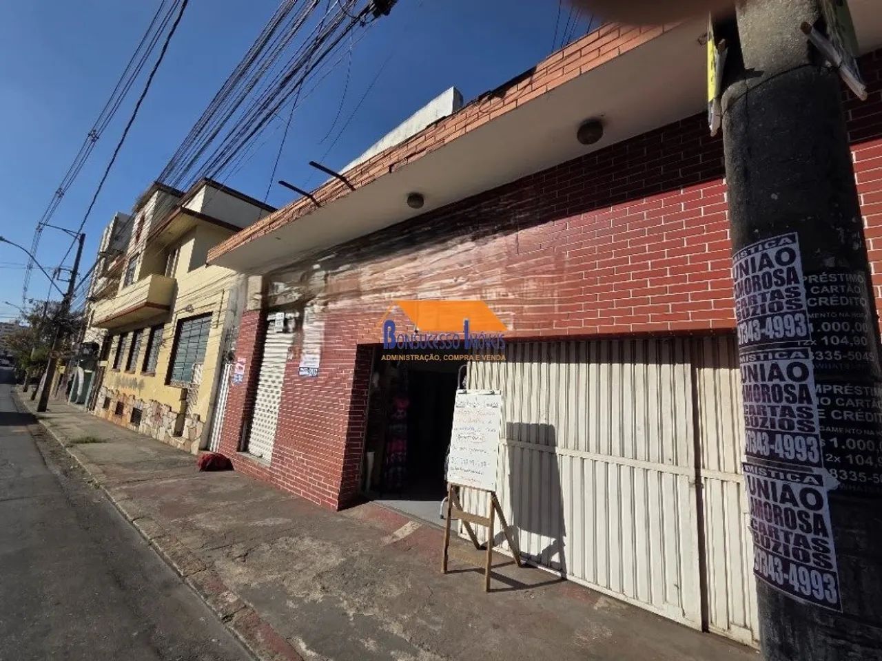 casa de 4 quartos com 4 barracões e uma loja bairro Floresta - Foto 2