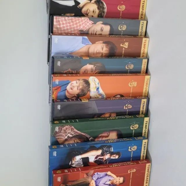 dvd two and a half men (coleção completa) - Foto 2