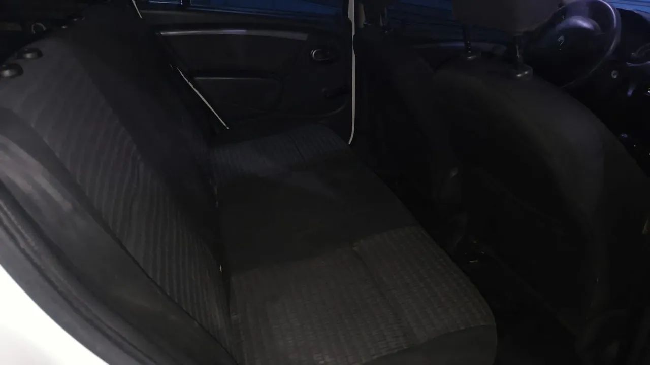 Renault Sandero Expression Hi-flex 1.0 16V 5P 2013 - Foto 3