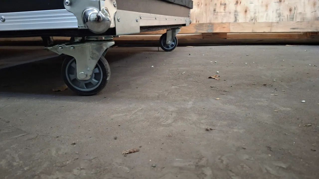 4 unidadrs Case para telas leds  - Foto 5