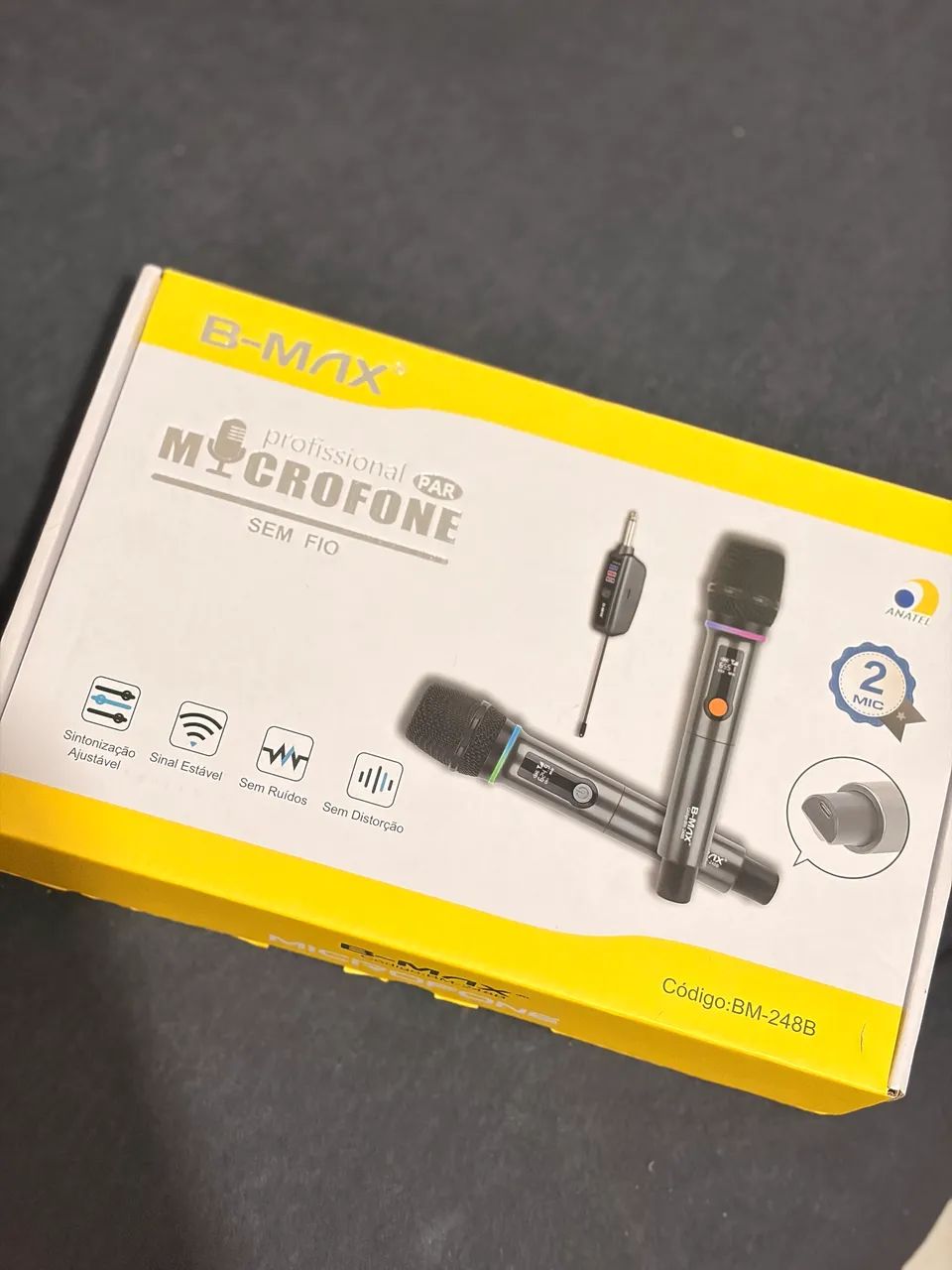 Kit 2 Microfones Dinâmico Sem Fio Profissional Recarregável Uhf para Karaokê BMAX BM-248B - Foto 5