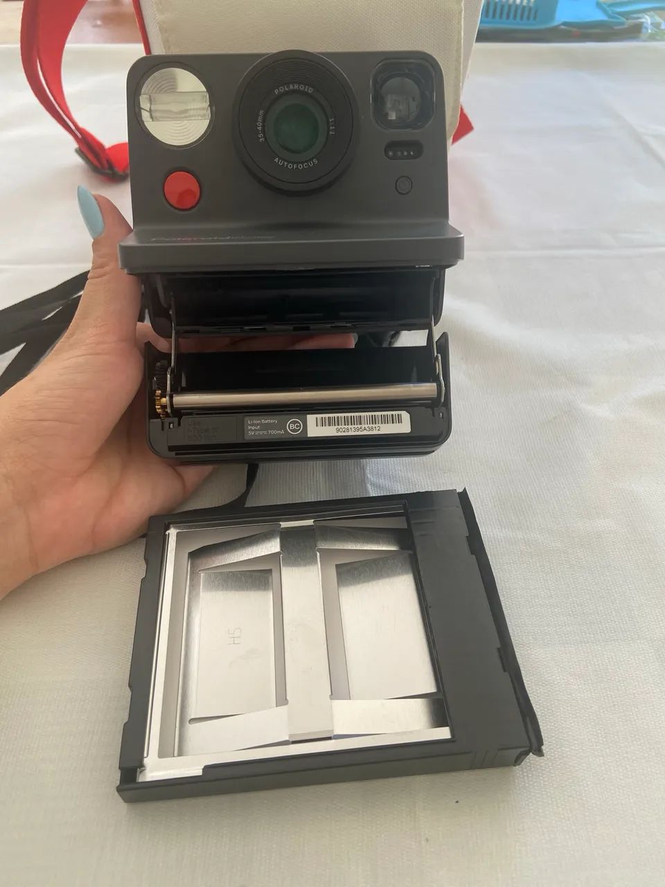 Polaroid Now de 1ª geração + bolsa original  - Foto 2