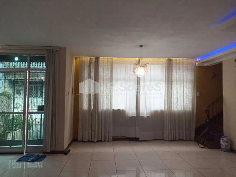 Casa de Vila : Duplex / Residencial / Campinho