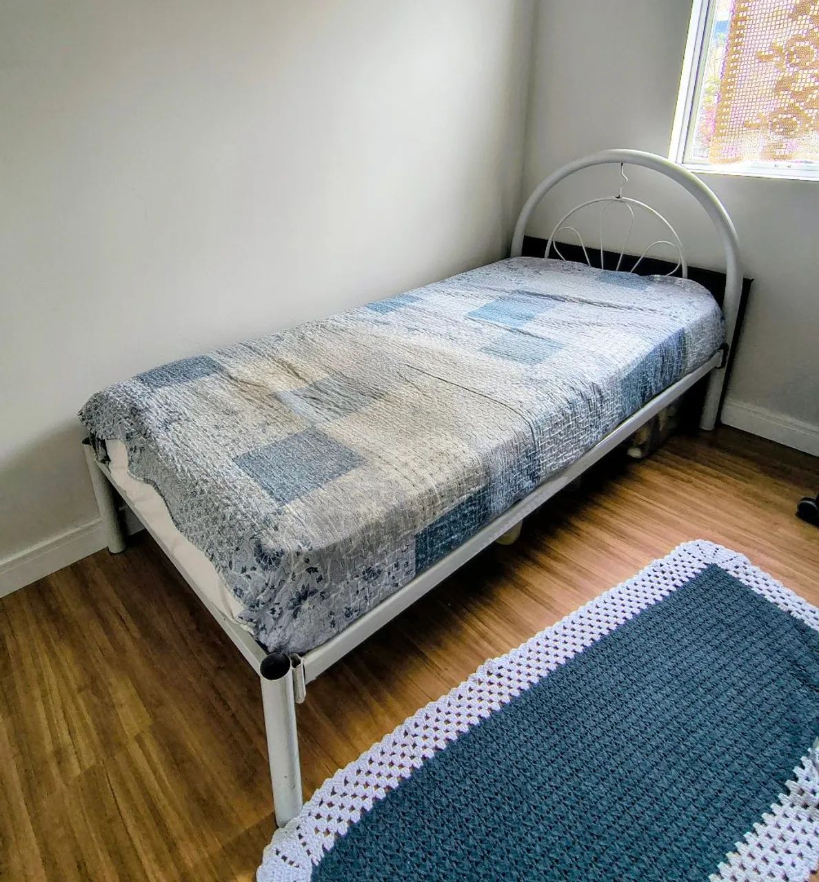 Cama solteiro ferro + colchão