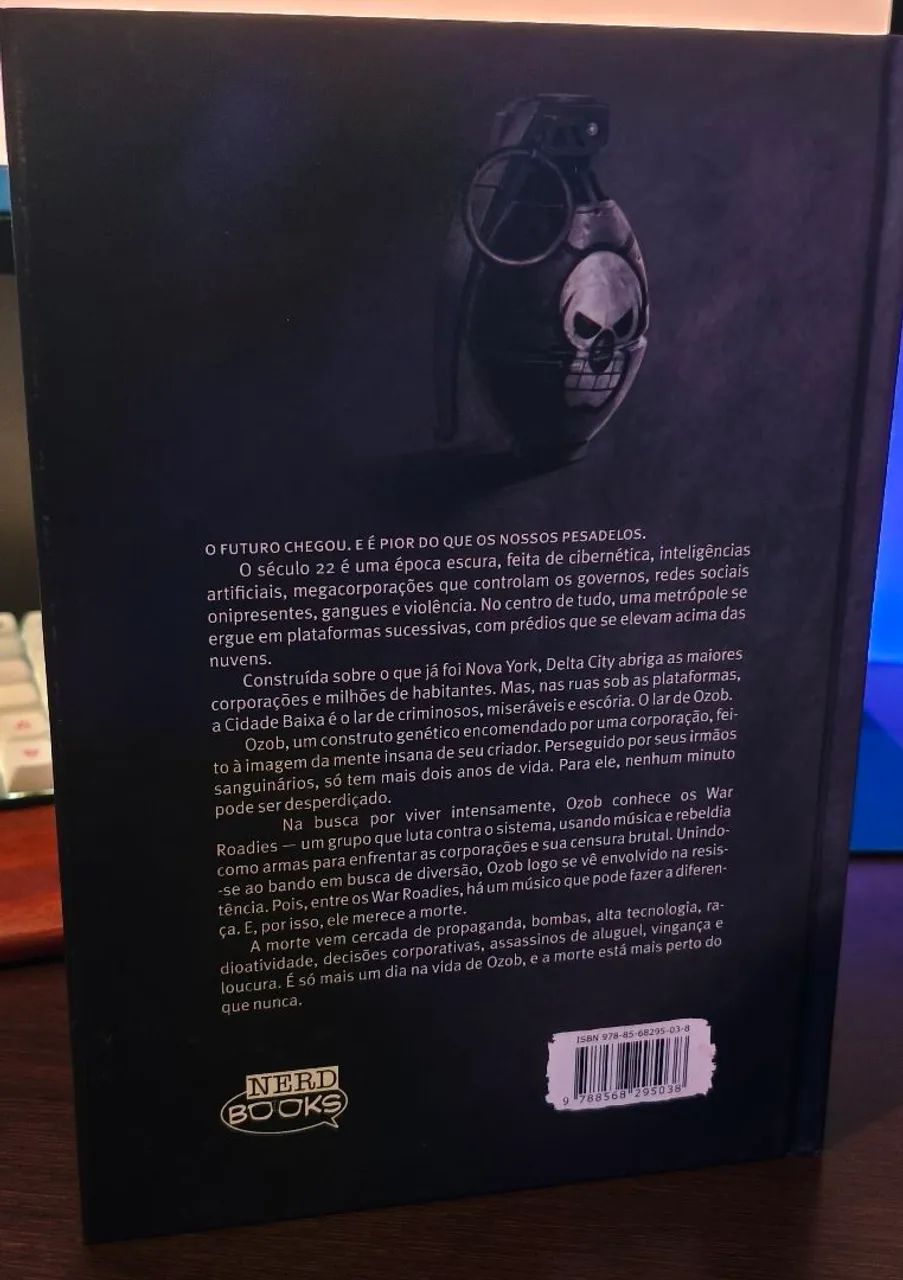Livro Ozob - capa dura - Foto 4