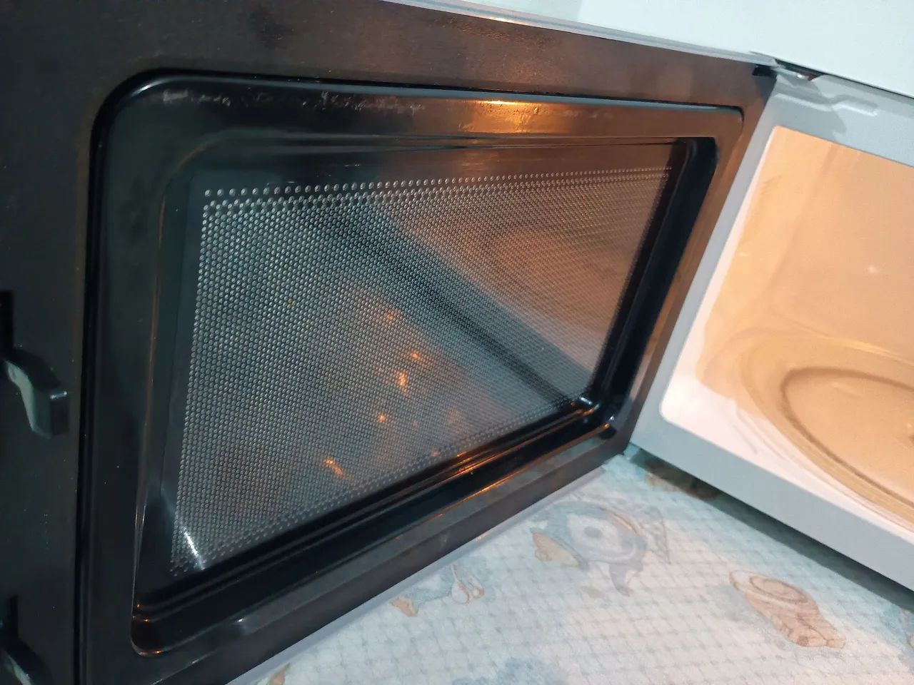 Microondas 30 litros  - Foto 4