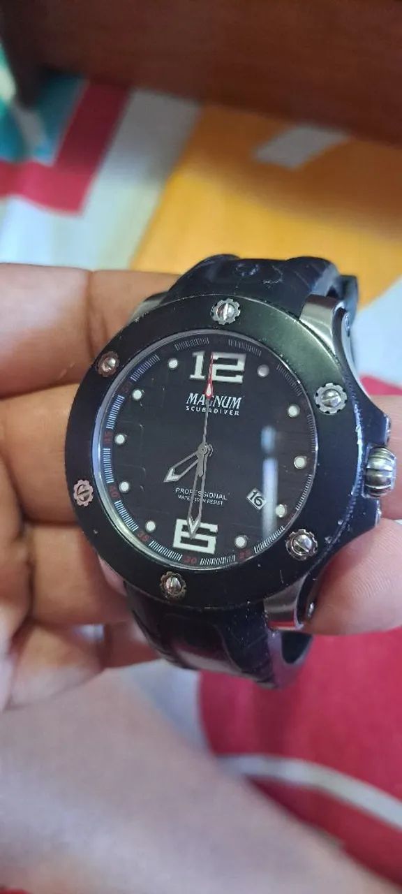 Vendo RELÓGIO MAGNUM DIVER PROFESSIONAL  - Foto 2