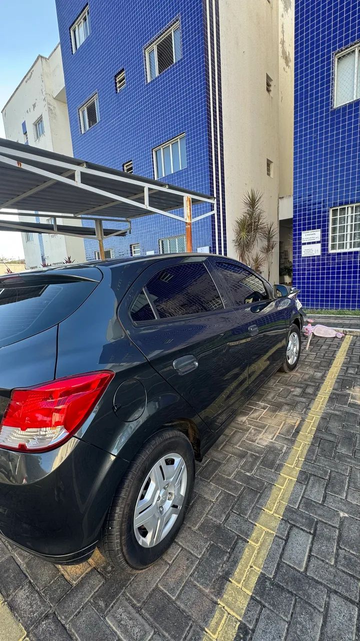 Chevrolet Onix ONIX HATCH Joy 1.0 8V Flex 5p Mec. 2017