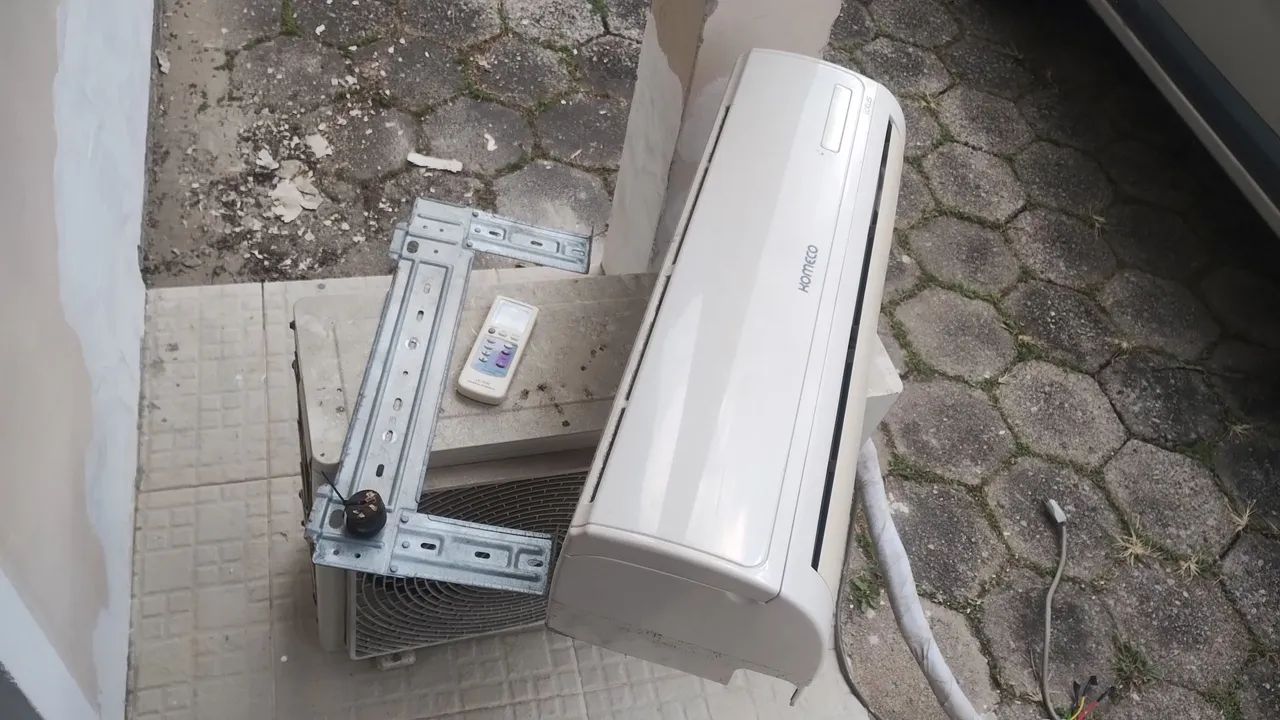 VENDO AR CONDICIONADO KOMECO - Foto 2