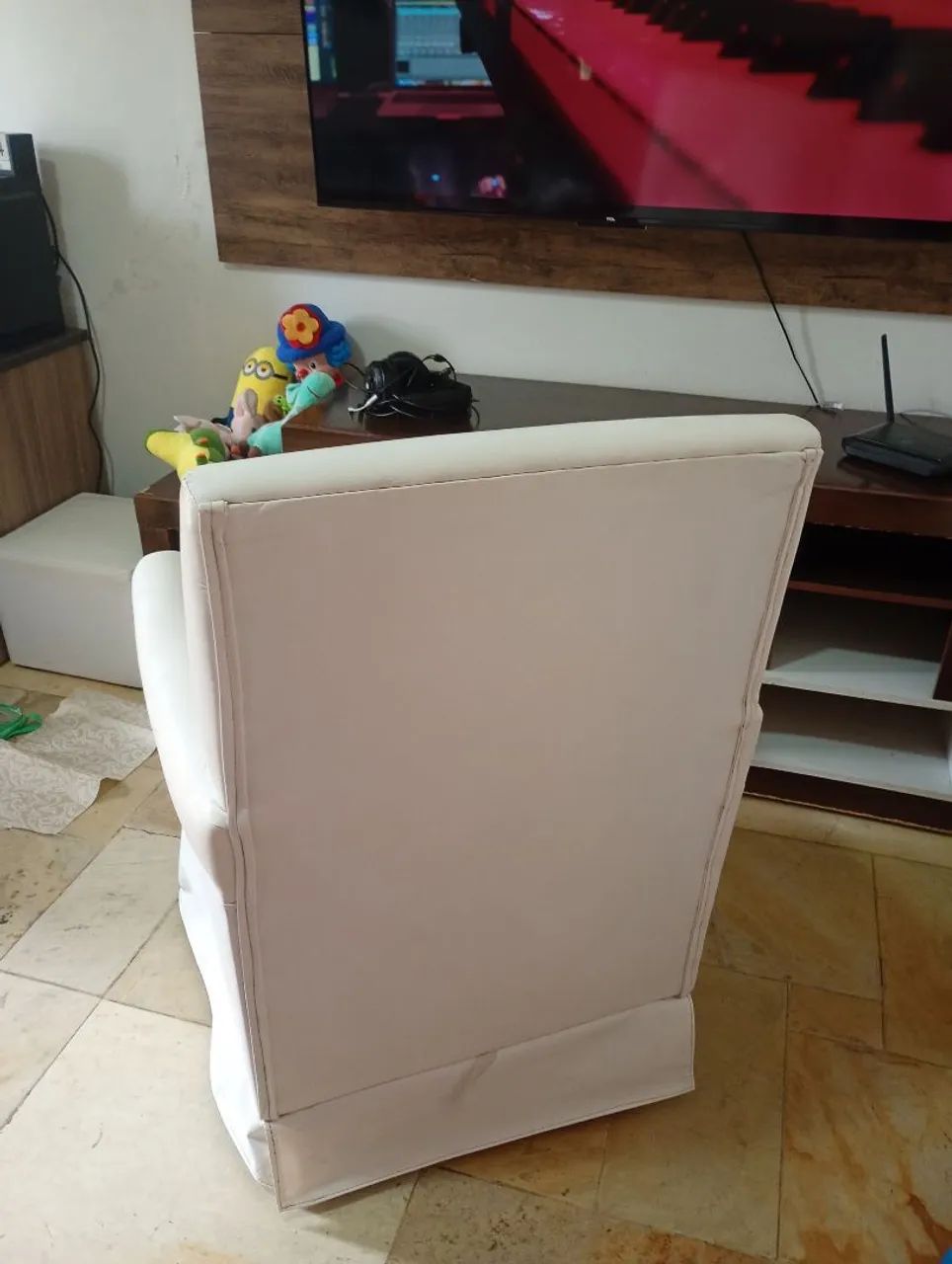 Poltrona com Balanço + Puff - Foto 3