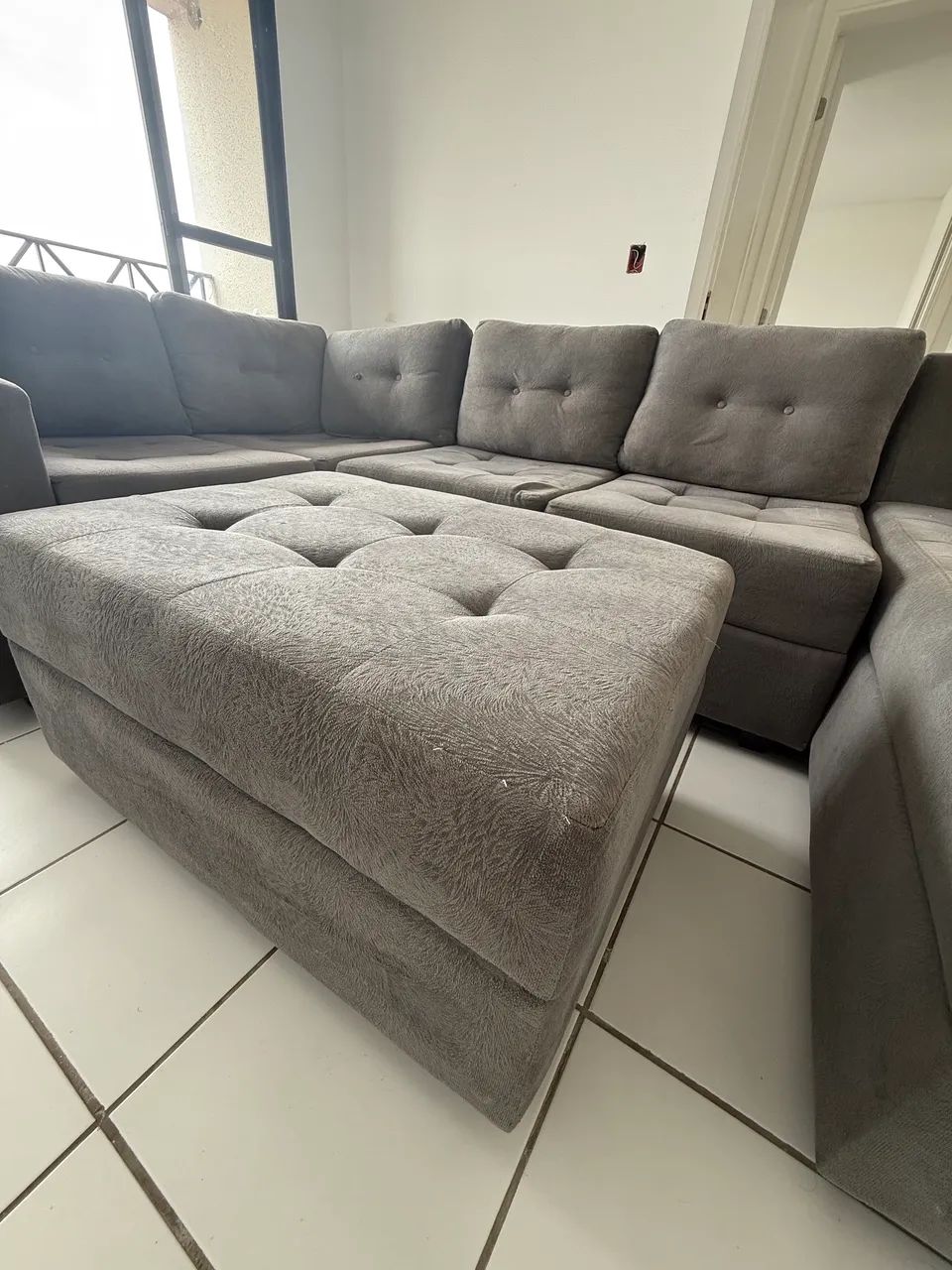 SOFÁ DE CANTO - 5/6 LUGARES