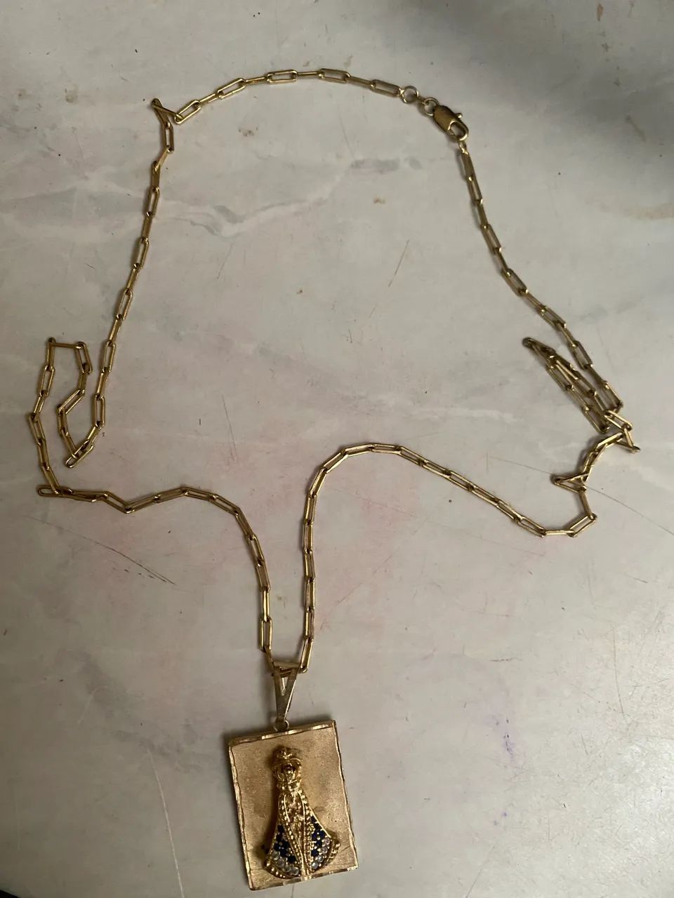Corrente semi joia nova e pingente banhado a ouro 